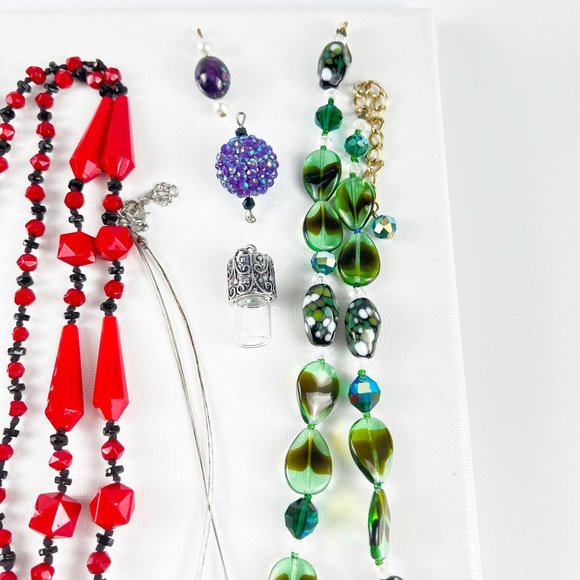 Bead Soup, Harvested Beads for Jewelry, Upcycled Lot, Bead Destash, Grab Bag - Picture 7 of 9